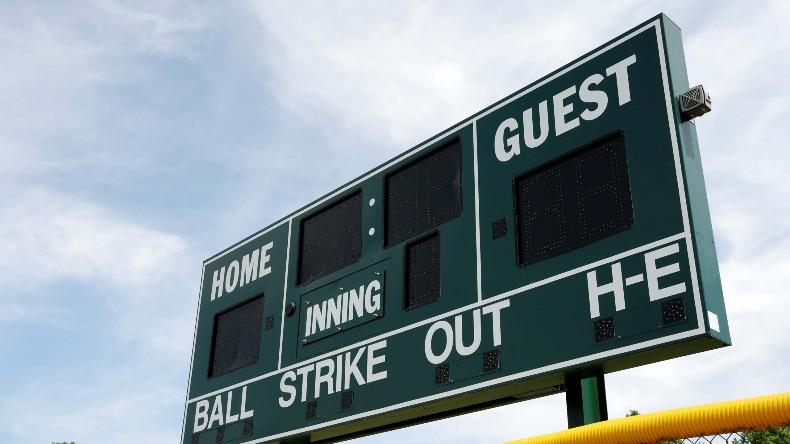 sports scores digital signage displays