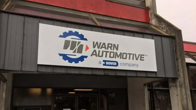 warn automotive digital signage